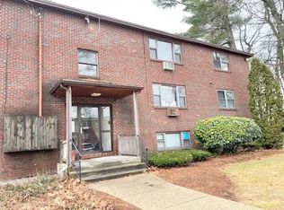 2 Brook Rd APT 10, Salem, NH 03079