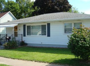1413 1st Ave, Muscatine, IA 52761