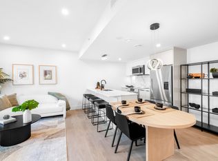 2069 E 1st Ave, Vancouver, BC V5N 1A1