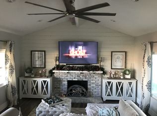 27149 Garza Dr, Santa Clarita, CA 91350