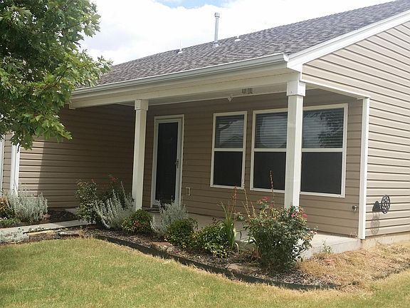 3rd image of 15512 Ivy Hill Dr