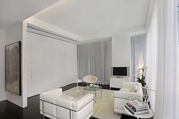 Sold by Corcoran | media 19