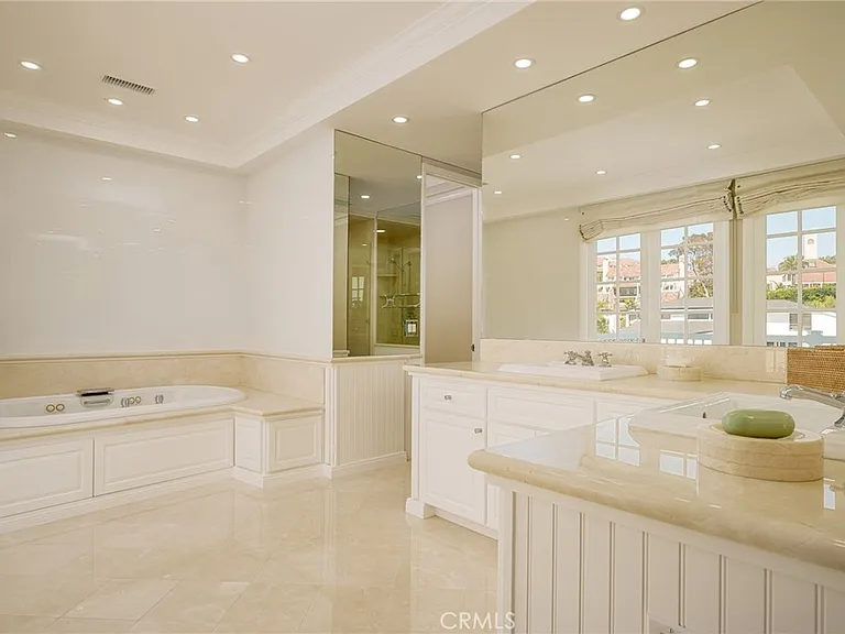 736 Harbor Island Dr — Photo 24