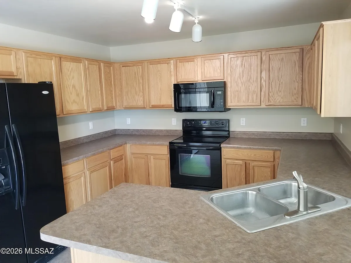 Building Photo - 4047 E Angel Spirit Dr