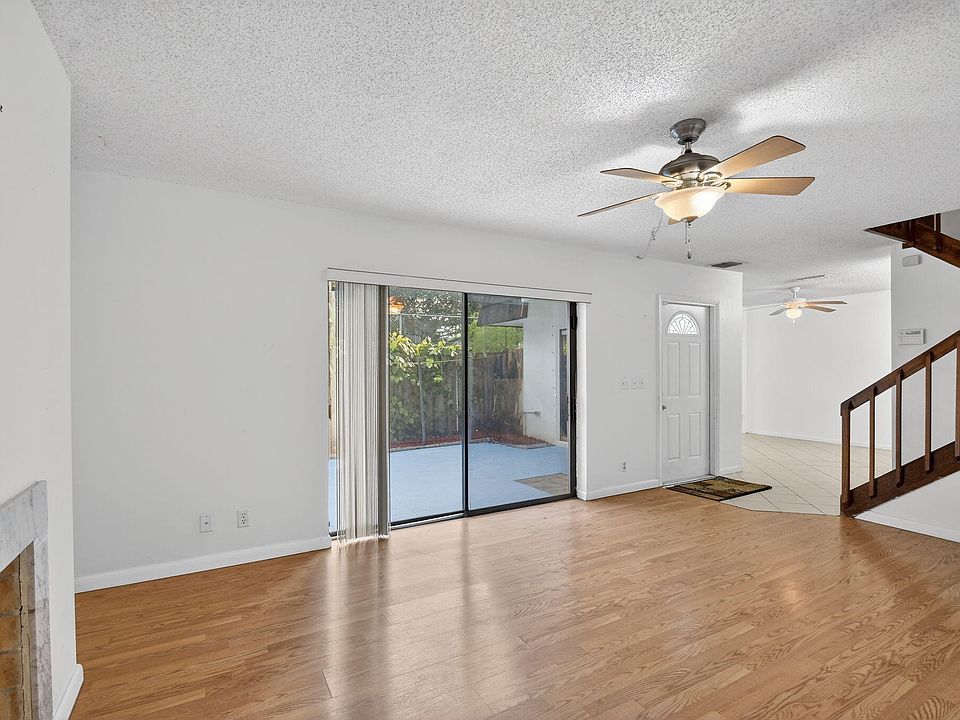 1st image of 176 Woodland Road