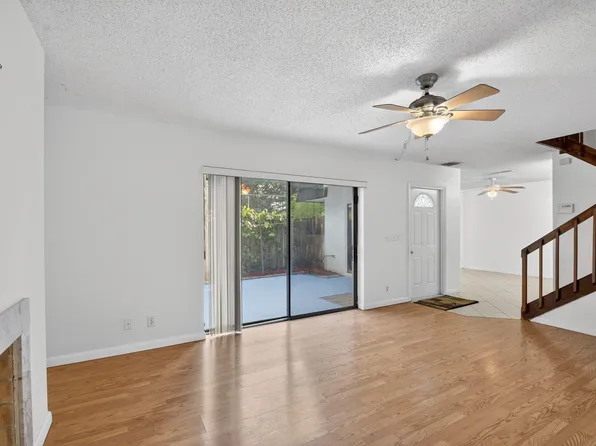 176 Woodland Road, Palm Springs, FL 33461