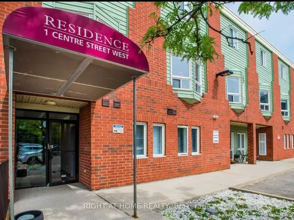 1 Centre St W #215, Richmond Hill, ON L4C 3P3
