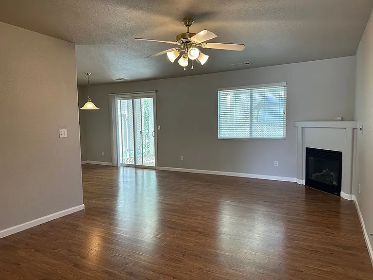 3536 Barkwood Dr — Photo 2