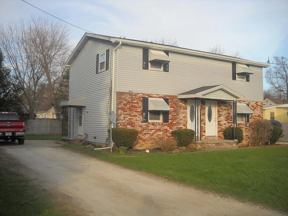 4947-49 West St photo 1