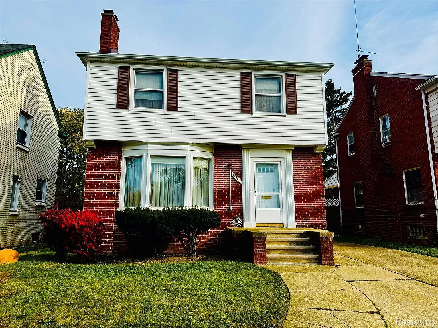 15868 Whitcomb St photo 1