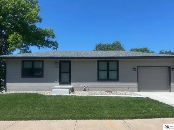 1006 State St, Blair, NE 68008