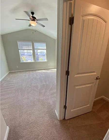 60 Ainsdale Dr — Photo 10