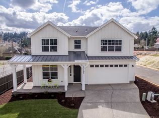 13186 SE Gateway Dr, Happy Valley, OR 97086