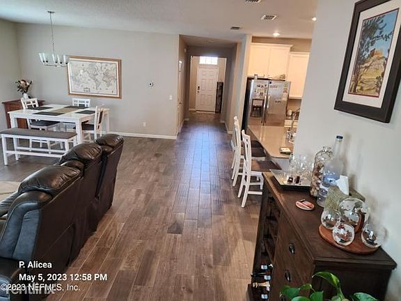 5th image of 1318R Kendall Dr