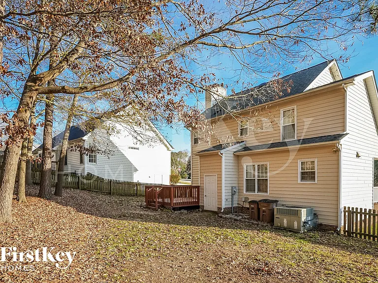 604 Lakeview Ave — Photo 14