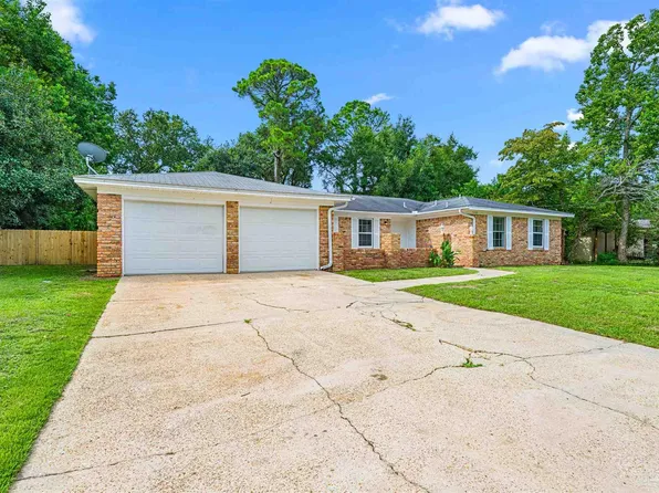 5407 Admiral Doyle Rd, Pensacola, FL 32506