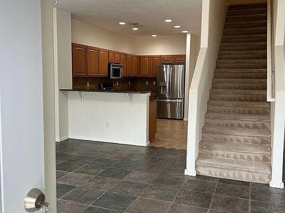 3rd image of 4401 Santo Domingo St Unit B