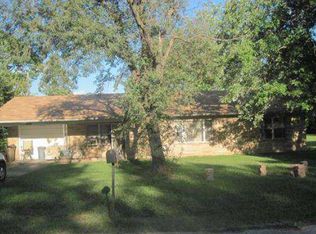 105 Arkansas Pl, Green Forest, AR 72638