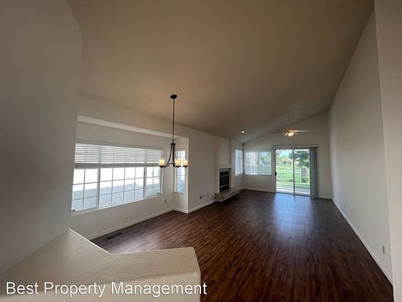 2nd image of 2859 Cherry Hills Dr