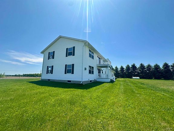 5th image of 2649 Colwood Rd