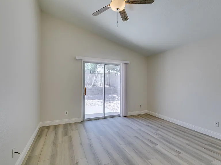 8664 Buttercreek Way — Photo 31