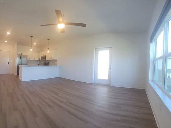 4th image of 1540 Lebanon Pike #315