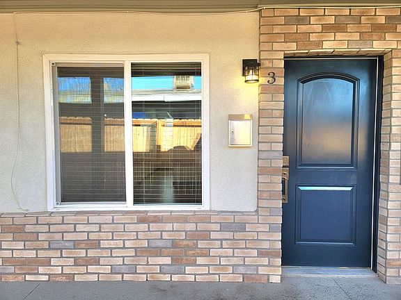 3rd image of 208 N 13th St #3