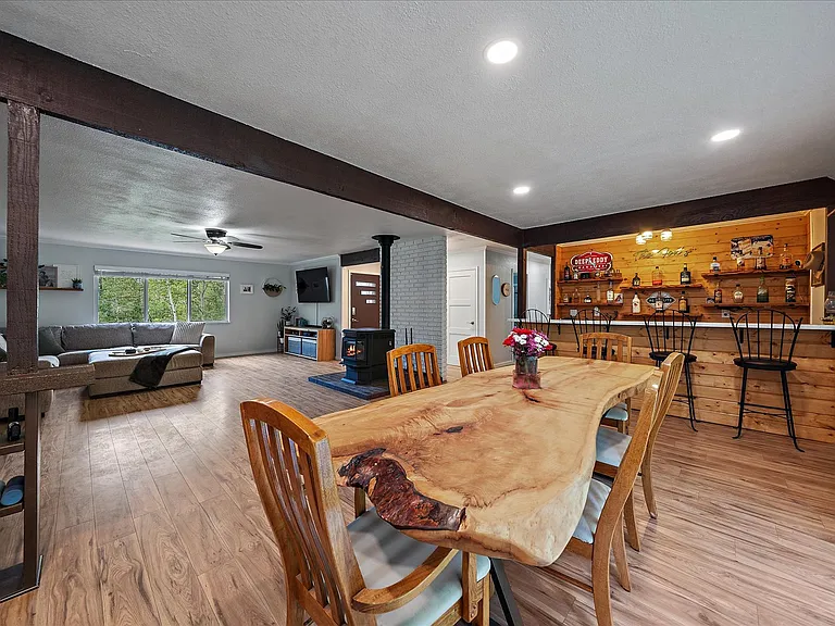 356 Yellow Pine Dr — Photo 8