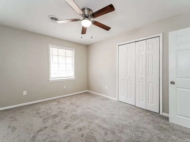 1130 Marble St — Photo 12