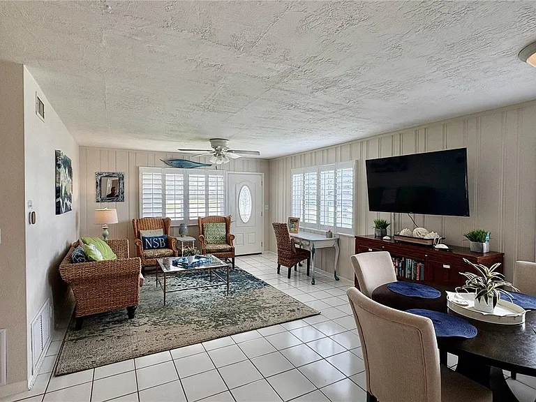 2410 S Atlantic Ave — Photo 15