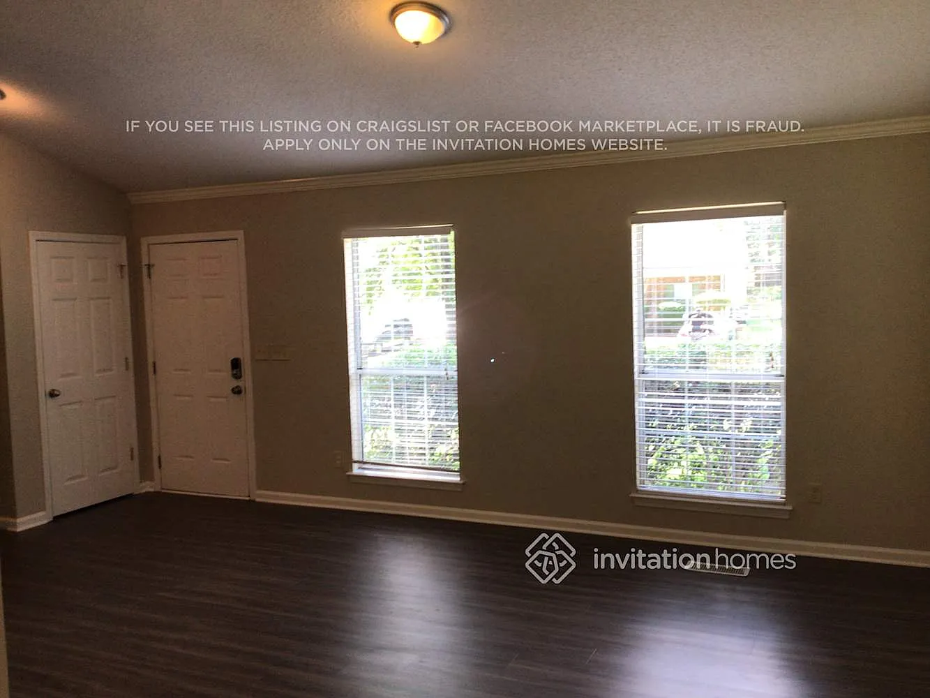 3216 Mintleaf Dr Charlotte, NC 28269 — Photo 2