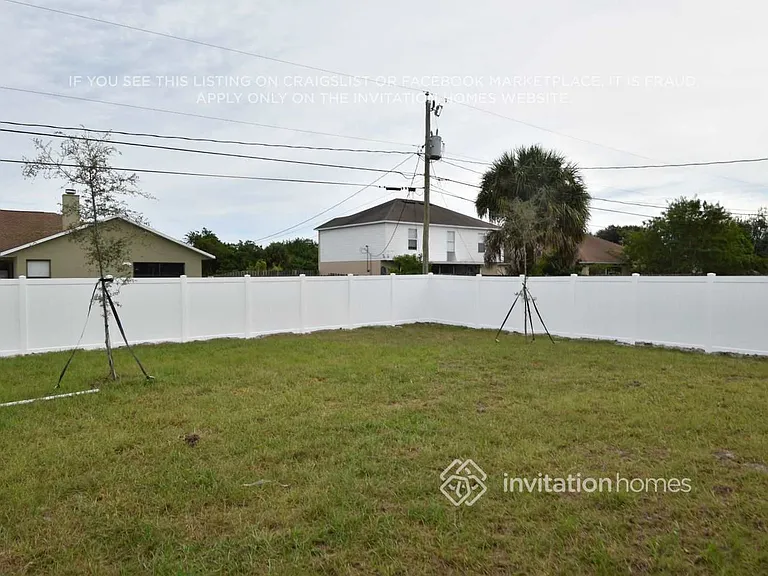 1725 SW Monterrey Ln — Photo 17