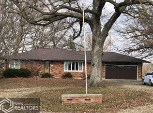 1357 Salem Rd, Hillsboro, IA 52630