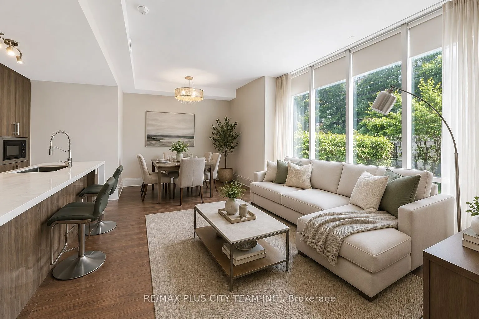 3 bed, $8,000 — Photo 2