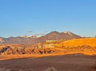 Straight Arrow Rd, Taos, NM 87571