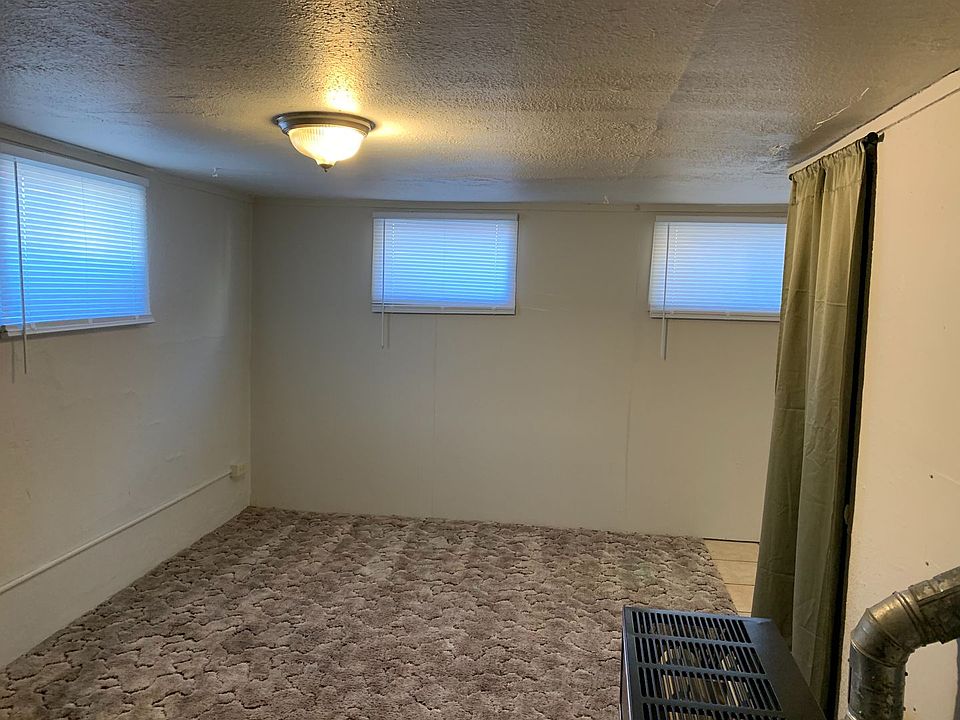 2nd image of 1615 E 13th St APT 4