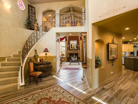 4th image of 1509 Gray Rock Pl NE