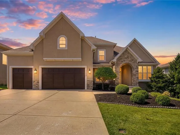 11609 W 158th St, Overland Park, KS 66221