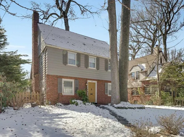 322 Murray Ave, Englewood, NJ 07631