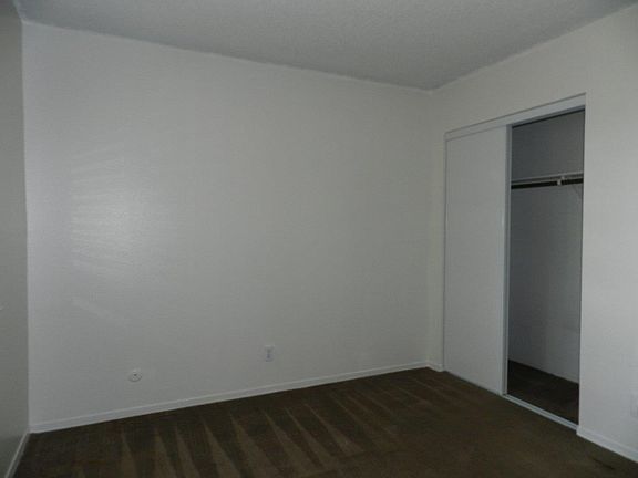 4th image of 4716 Greenholme Dr