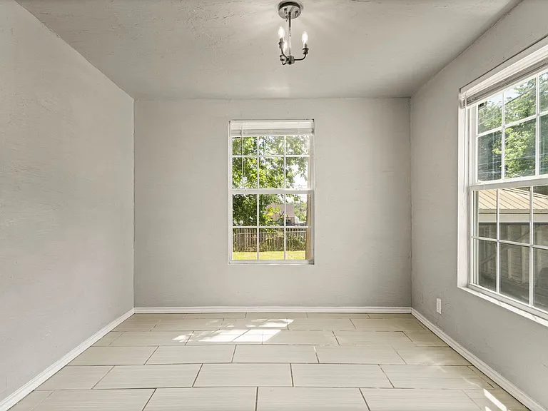 2415 N Boston Ave — Photo 30