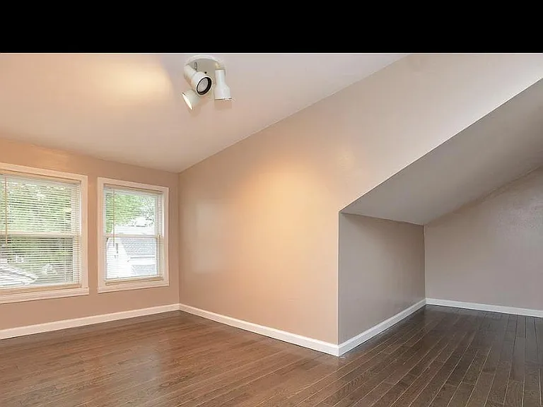 3619 Risch Ave — Photo 13
