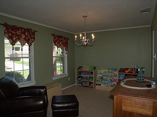 2nd image of 5717 Meadow Breeze Ln