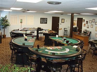 Great location! Averages about 90 students a year & voted Seattle's BEST dealing school by Seattle W