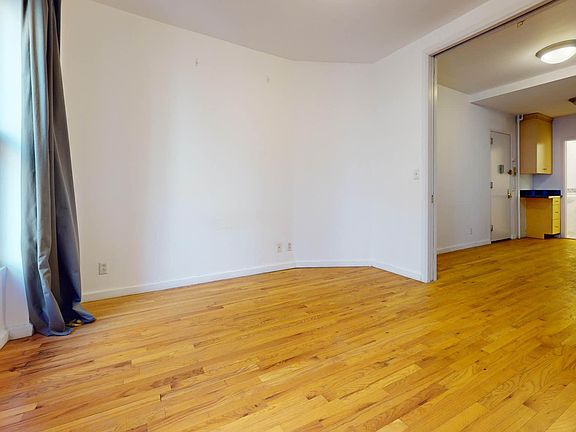 5th image of 229 W 15th St APT 3D
