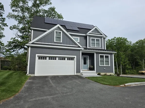 91 Chicopee Row, Groton, MA 01450