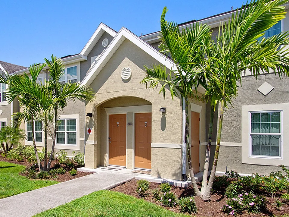 Seven Palms Apartments