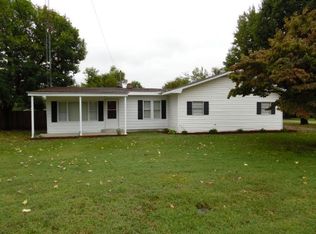 1521 E Kathleen St, Sikeston, MO 63801