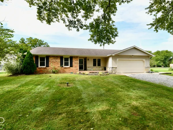 7936 Eaker Ct, Brownsburg, IN 46112