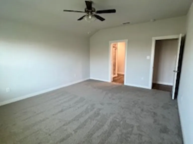 2626 Old Ironsides Rd — Photo 8